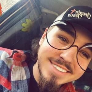 Meet your Posher, Adam